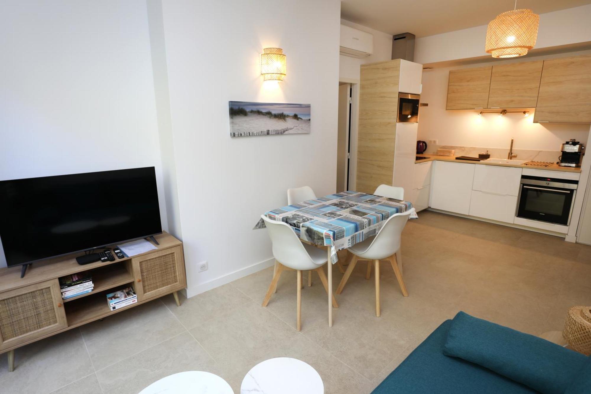 T2 Neuf Sur Jardin Proche Plage Carqueiranne Exterior foto